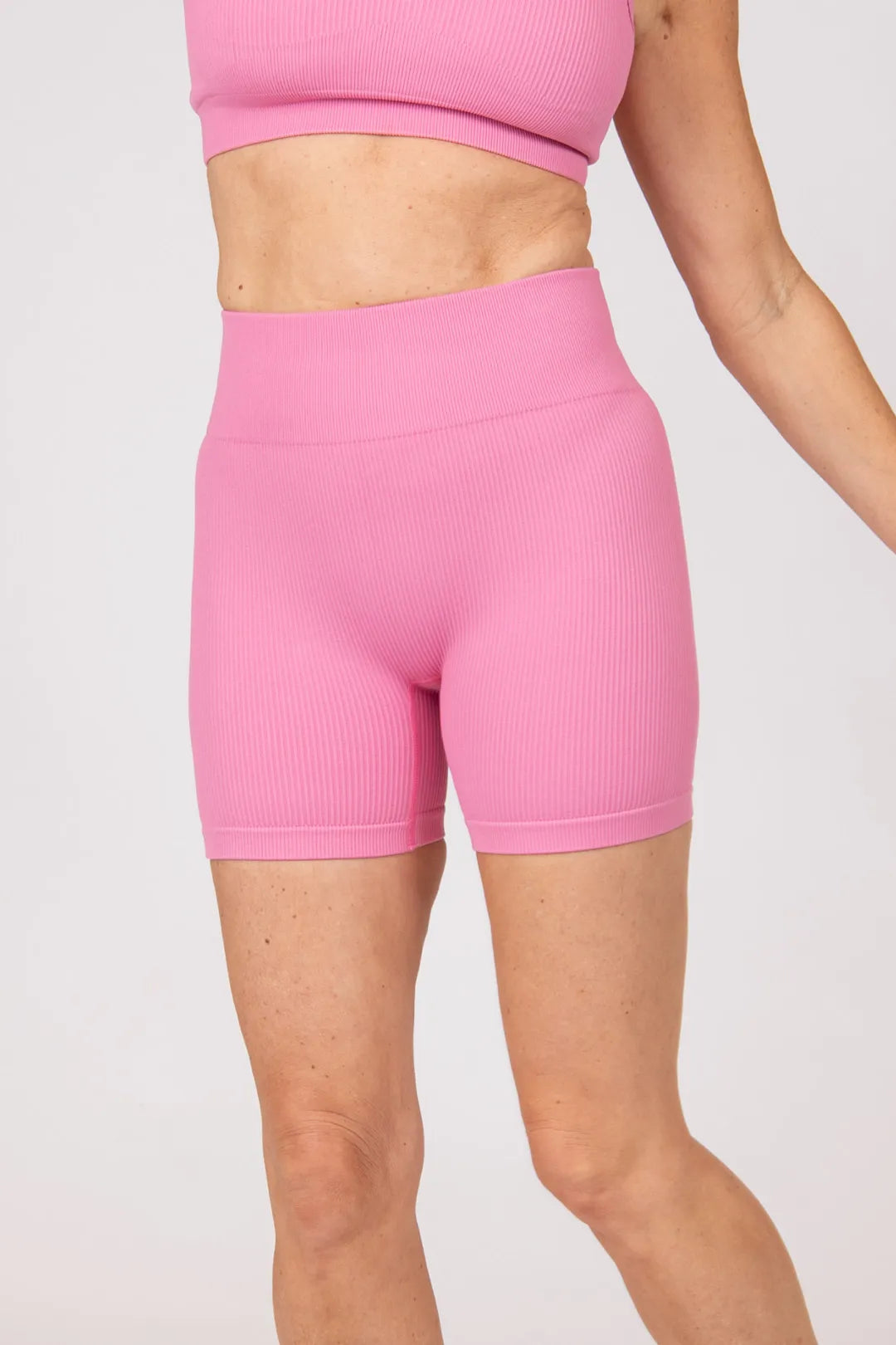 Vibrant Shorts - Pink